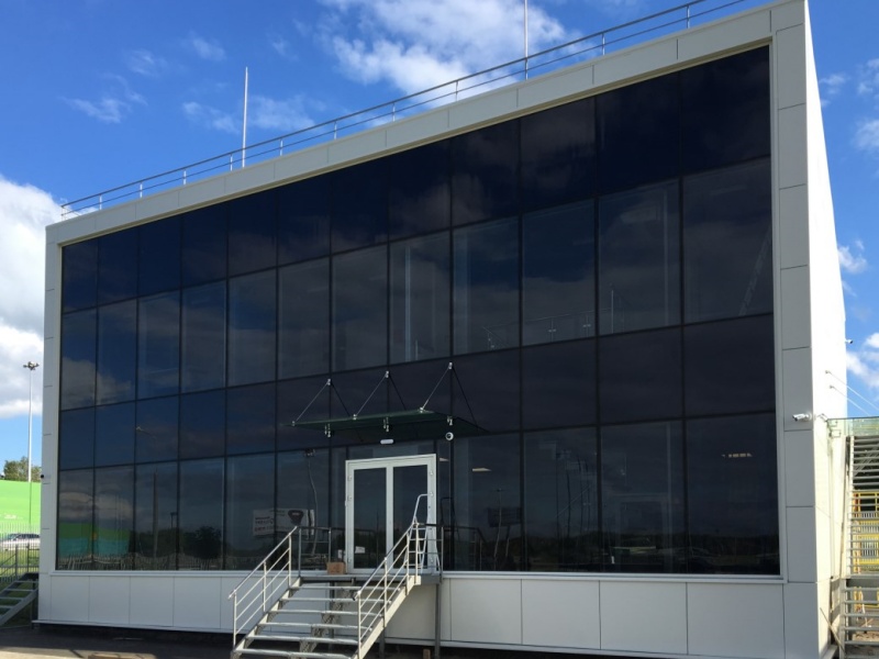 Provide modular data center solutions to Qatari customers